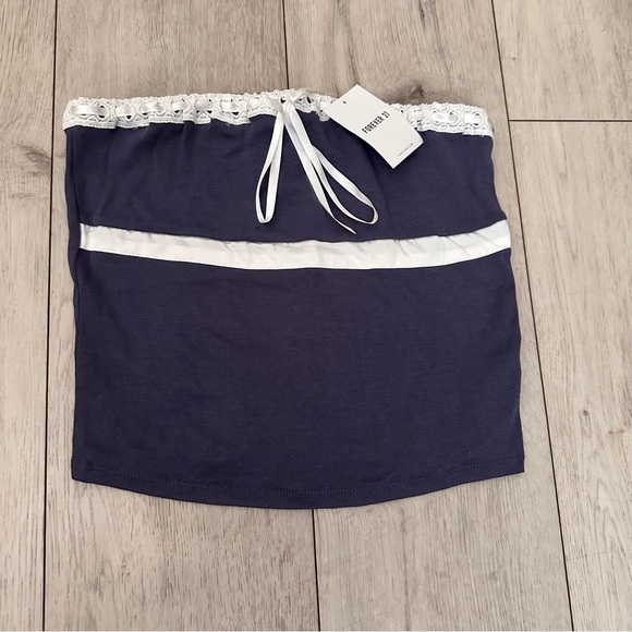 Forever 21 Tops - NEW WITH TAGS! Forever 21 Blue and White Lace Tube Top Size Medium Summer